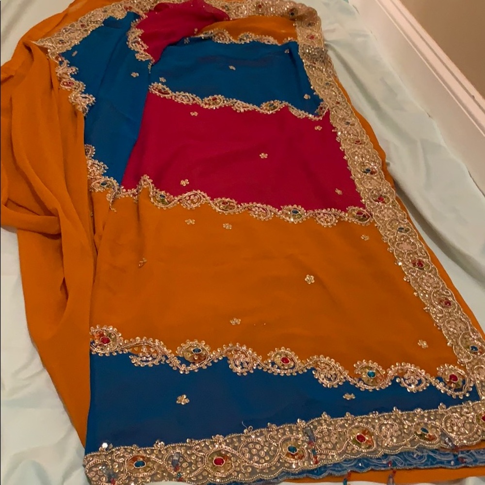 30% off bundle Indian dress sari/saree